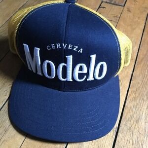 Modelo Cerveza Trucker‎ Hat